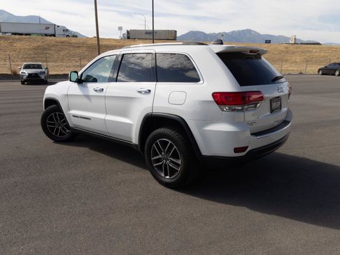 Used 2019 Jeep Grand Cherokee Limited AWD/4WD image 7