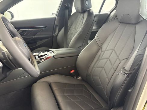 Certified 2024 BMW 530i w/ Premium Package RWD image 24