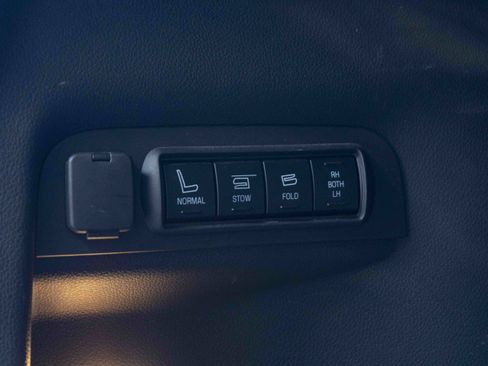 Used 2014 Ford Explorer Limited w/ Equipment Group 302A FWD image 41