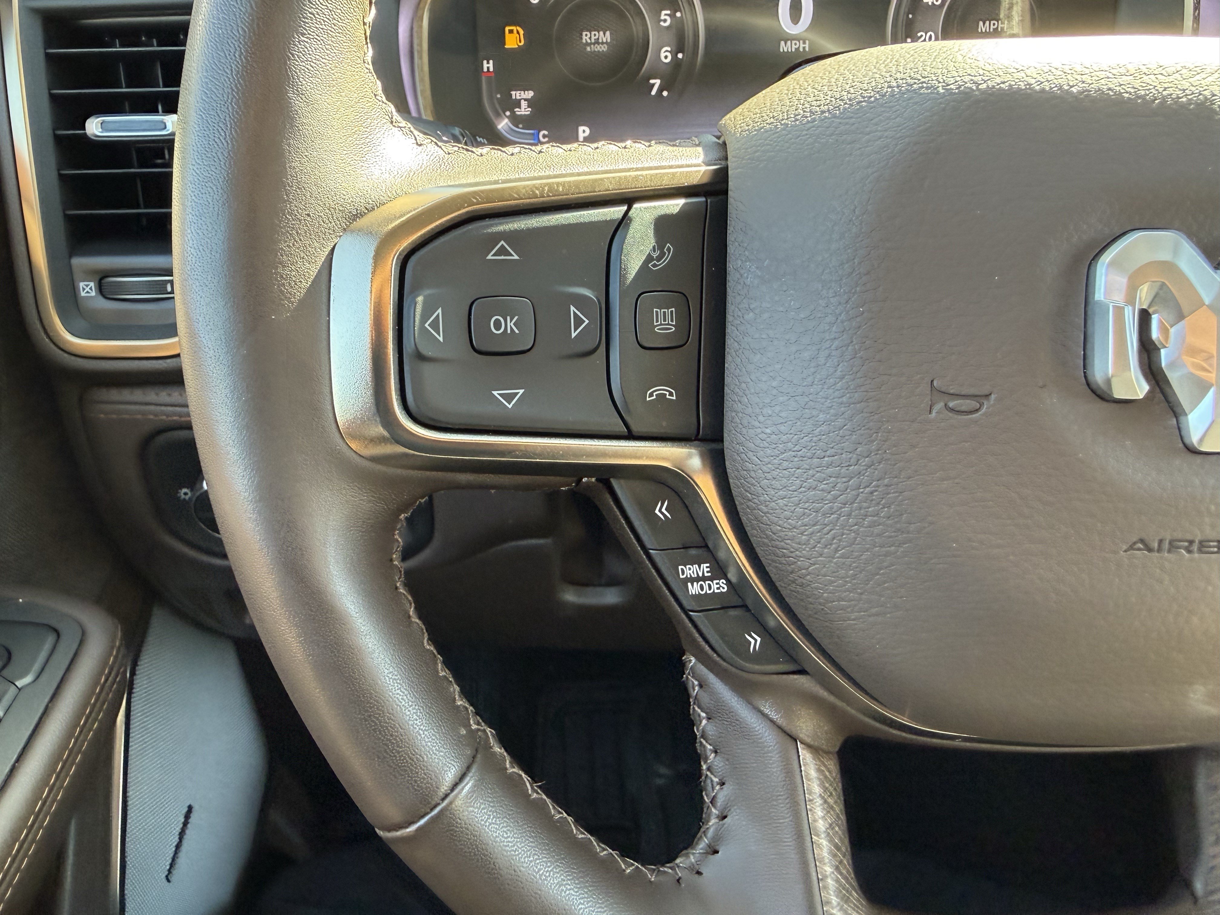 Used 2026 RAM 1500 Limited AWD/4WD image 19