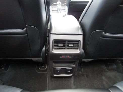 Used 2017 Ford Edge Titanium w/ Equipment Group 301A FWD image 14
