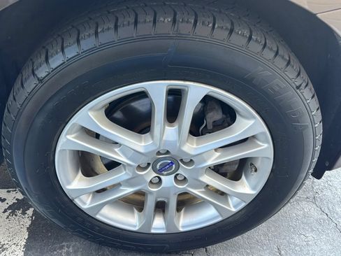 Used 2015 Volvo XC60 T5 AWD/4WD image 40