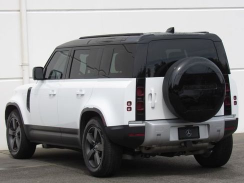 Used 2025 Land Rover Defender 110 S AWD/4WD image 5
