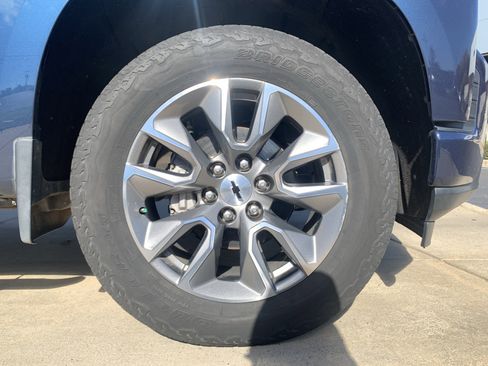 Used 2019 Chevrolet Silverado 1500 RST w/ All-Star Edition image 13