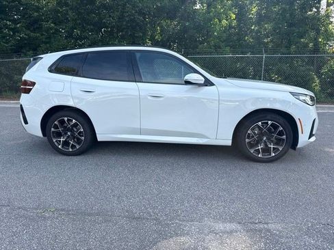 Used 2025 BMW X3 xDrive30i w/ M Sport Package AWD/4WD image 4