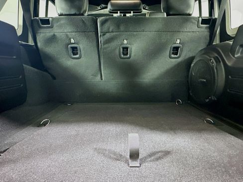 Used 2023 Jeep Wrangler Unlimited Sahara image 29