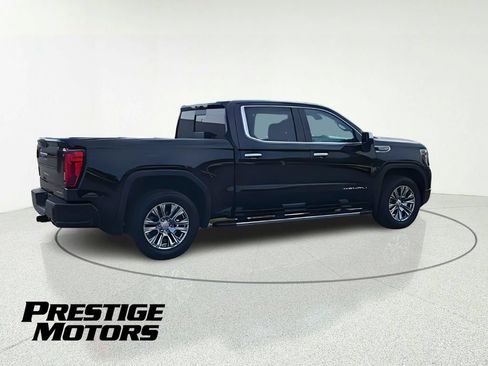 Used 2020 GMC Sierra 1500 Denali w/ Technology Package AWD/4WD image 8