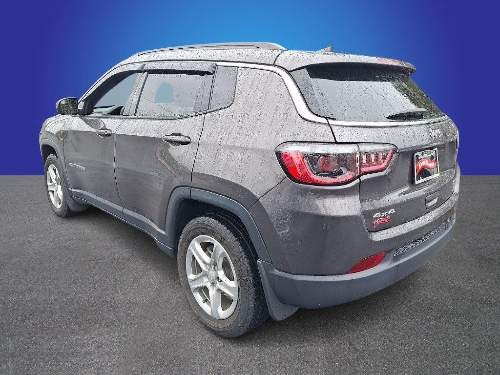 Used 2023 Jeep Compass Latitude AWD/4WD image 6