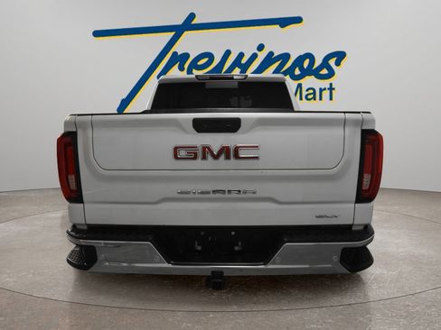 Used 2020 GMC Sierra 1500 SLT RWD image 9