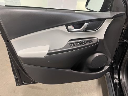 Used 2023 Hyundai Kona SEL image 20