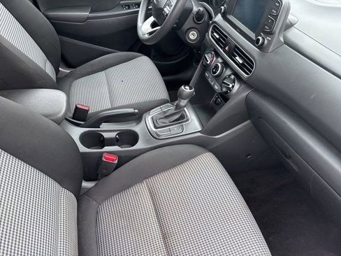 Used 2020 Hyundai Kona SE FWD image 37