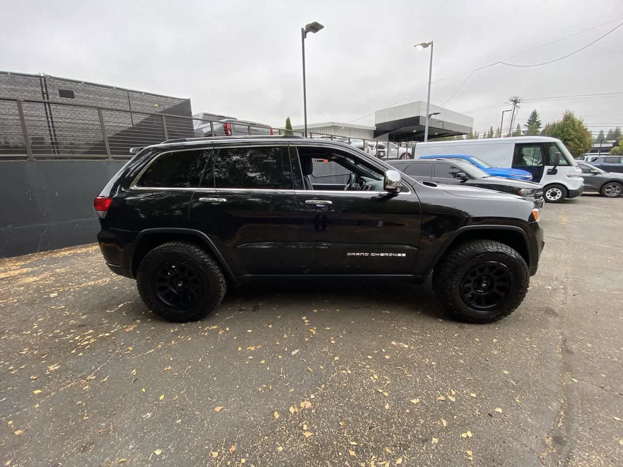 Used 2016 Jeep Grand Cherokee Limited AWD/4WD image 7