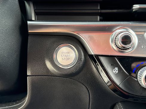 Certified 2025 Kia Telluride SX Prestige X-Line AWD/4WD image 28