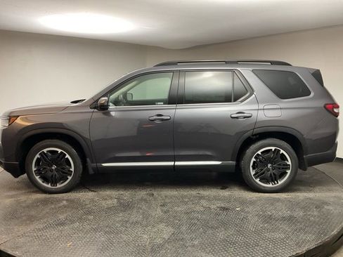 New 2026 Honda Pilot Touring image 4