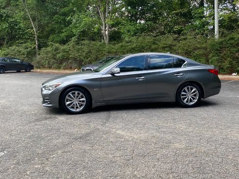 Used 2017 INFINITI Q50 3.0t Premium w/ 3.0T Premium Plus Package RWD image 10
