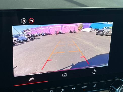 New 2026 GMC Canyon Elevation w/ Convenience Package image 18