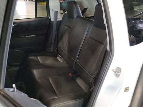 Used 2016 Jeep Compass High Altitude AWD/4WD image 6