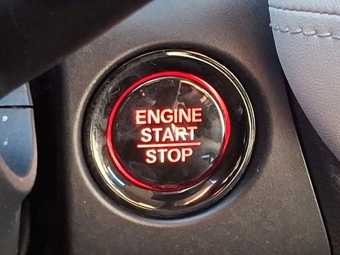 Certified 2023 Honda HR-V LX image 25