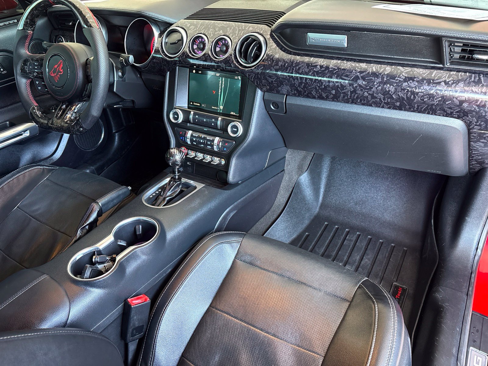 Used 2018 Ford Mustang GT Premium w/ GT Performance Package RWD image 19