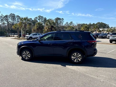 New 2026 Nissan Pathfinder SL image 35