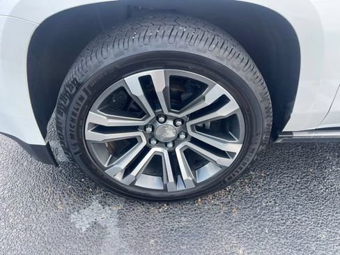 Used 2018 GMC Yukon Denali w/ Denali Ultimate Package RWD image 3