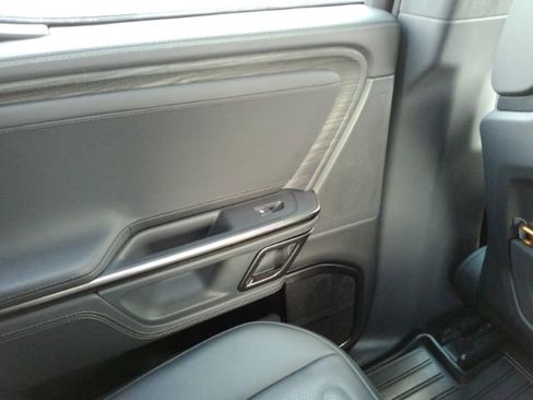 Used 2022 Rivian R1T Adventure AWD/4WD image 33