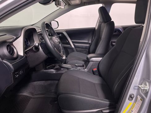 Certified 2018 Toyota RAV4 XLE FWD image 12