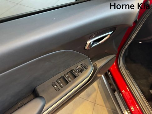 New 2025 Kia K4 GT-Line image 10