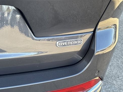 Used 2024 Jeep Grand Cherokee L Overland w/ Advanced Protech Group III image 5