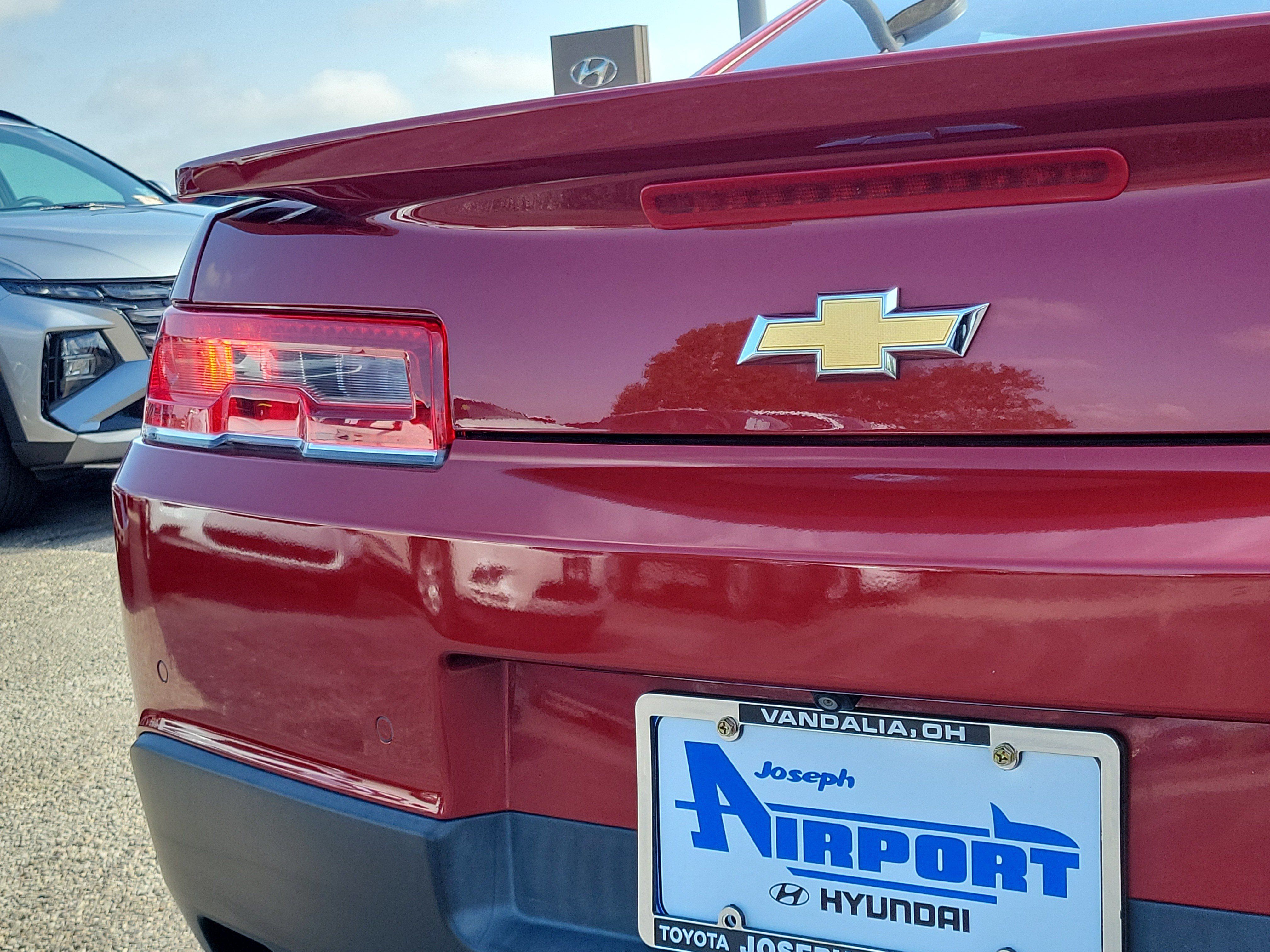 Used 2015 Chevrolet Camaro SS w/ RS Package RWD image 7