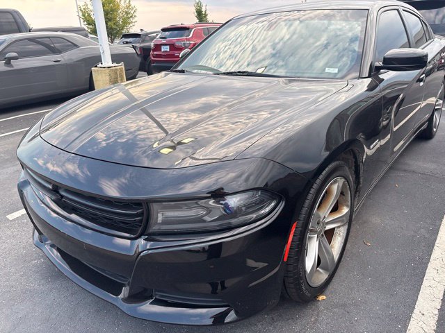 Used 2016 Dodge Charger R/T RWD image 1