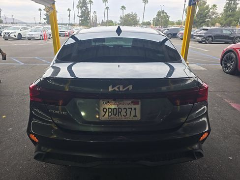 Used 2022 Kia Forte LXS FWD image 6