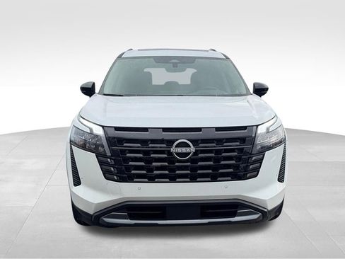 New 2026 Nissan Pathfinder Platinum w/ Cargo Package AWD/4WD image 10