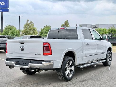 Used 2019 RAM 1500 Laramie AWD/4WD image 9