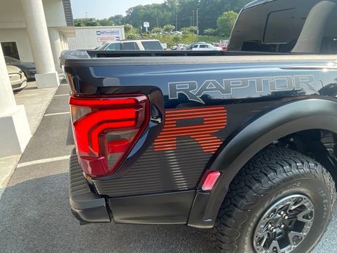 Used 2025 Ford F150 Raptor w/ Equipment Group 803A Raptor R AWD/4WD image 6