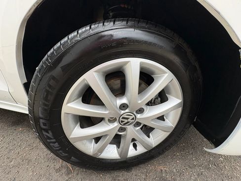 Used 2011 Volkswagen Jetta SE FWD image 43