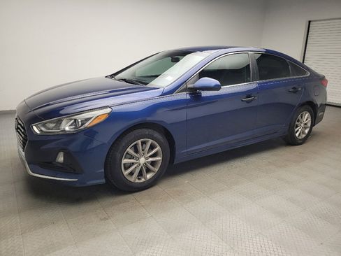 Used 2018 Hyundai Sonata SE FWD image 2