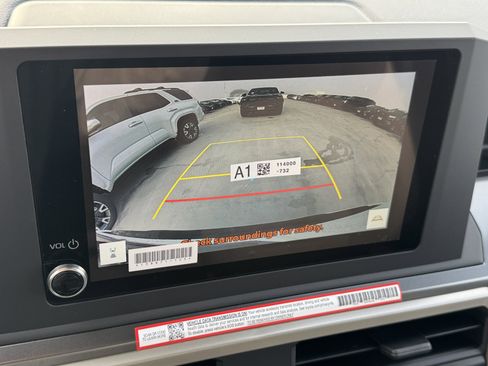 New 2025 Toyota Tacoma TRD Sport image 6