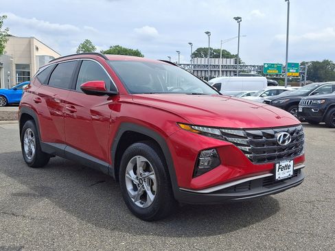 Used 2022 Hyundai Tucson SEL w/ Cargo Package image 3
