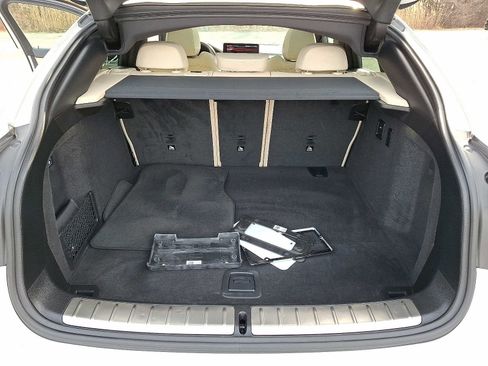 Used 2023 BMW X4 xDrive30i w/ Parking Assistance Package image 28