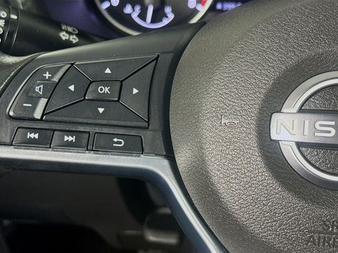 Used 2024 Nissan Sentra SV FWD image 13