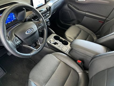 Used 2020 Ford Escape Titanium AWD/4WD image 10