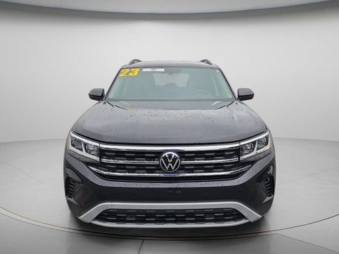 Used 2023 Volkswagen Atlas SE w/ Black Wheel Package FWD image 4