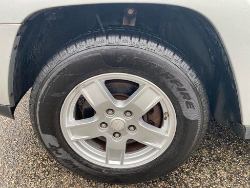 Used 2007 Jeep Grand Cherokee Laredo image 10