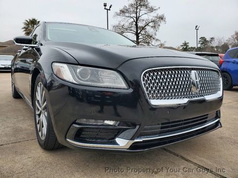 Used 2018 Lincoln Continental Select w/ Continental Climate Package image 9