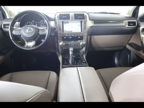 Used 2021 Lexus GX 460 Premium w/ Premium Package image 15