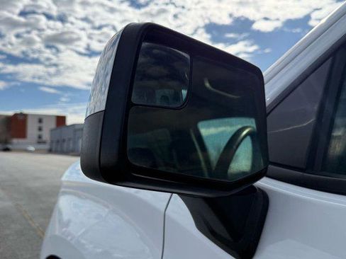 Used 2025 Chevrolet Silverado 1500 LT image 24