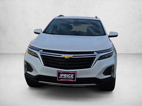 Used 2022 Chevrolet Equinox LT image 2