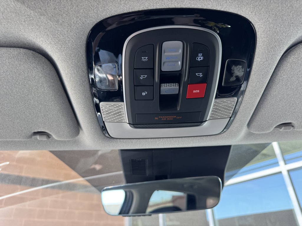 Used 2024 Hyundai Palisade Limited FWD image 28
