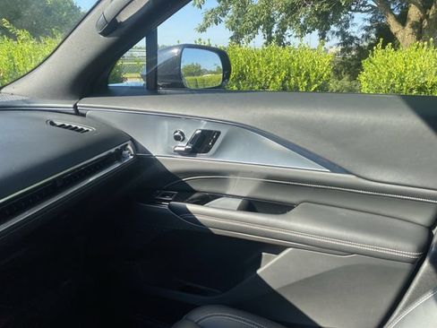Certified 2024 Cadillac Lyriq Tech w/ Driver Assist Package AWD/4WD image 25
